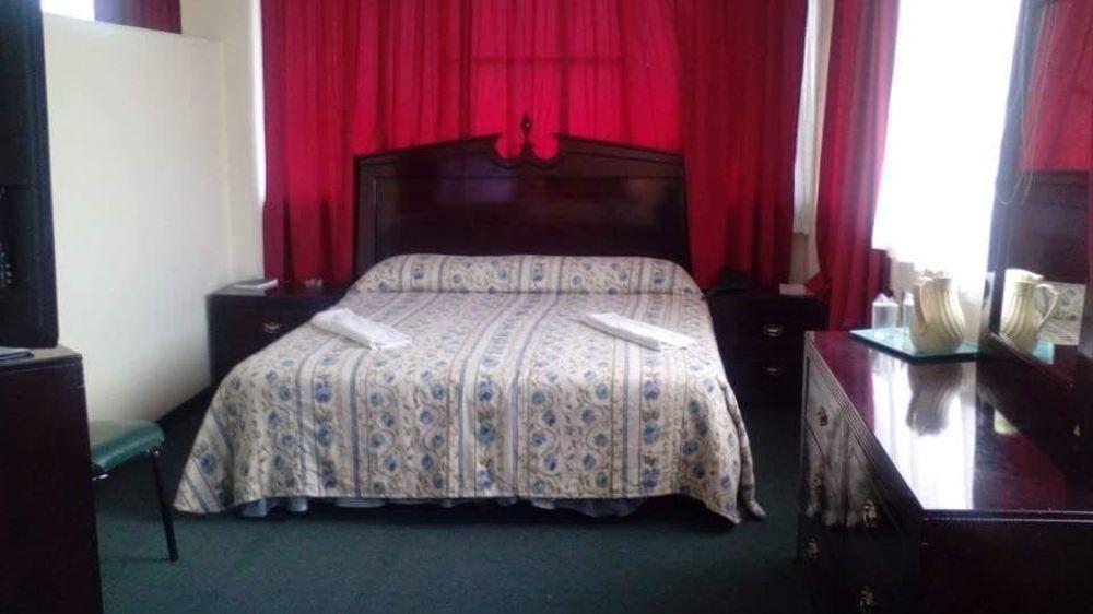 Alameda Hotel Сан Салвадор Екстериор снимка